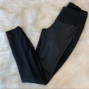Two-Tone Black Matte Leggings
